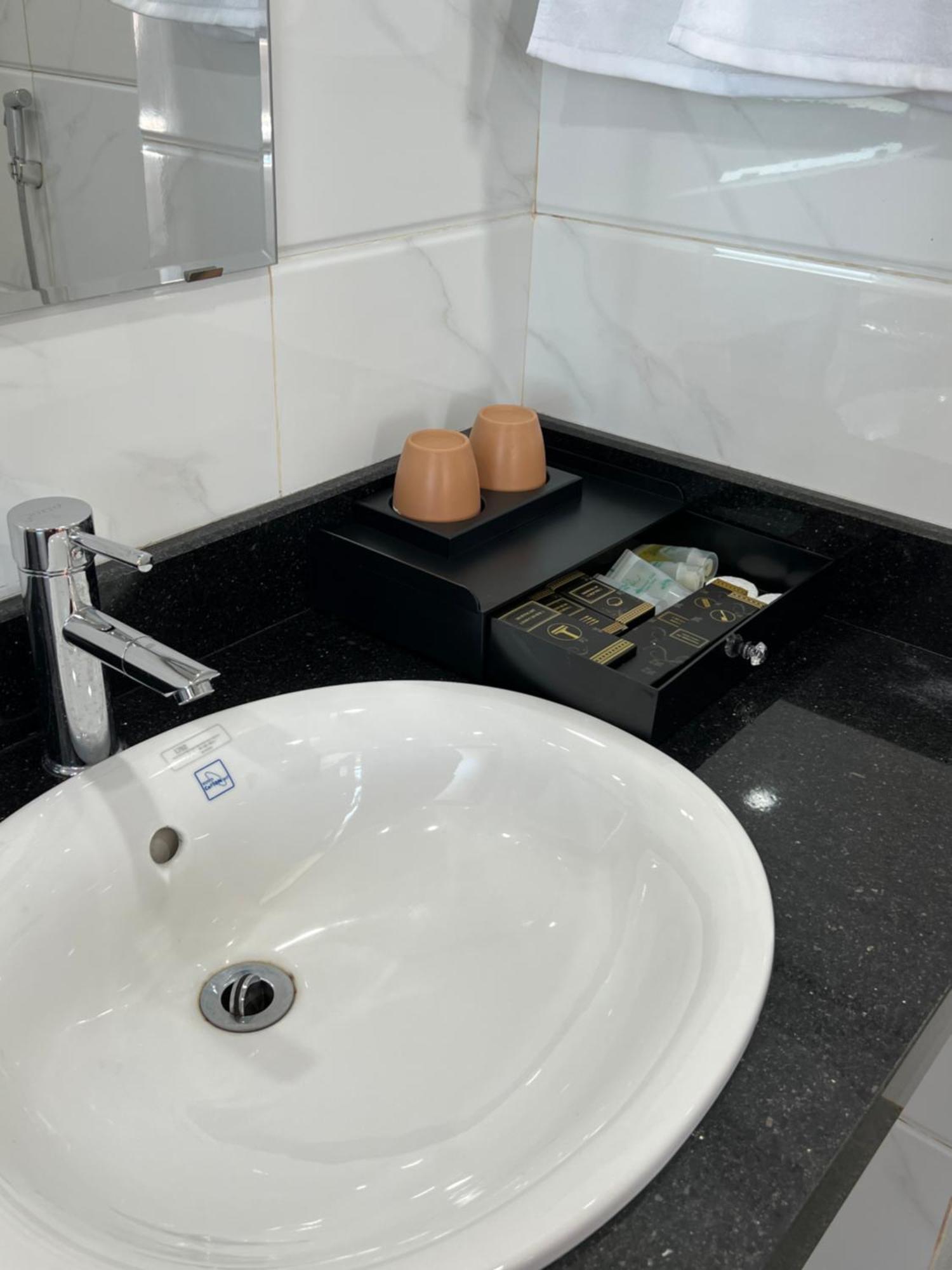 Doan Gia Luxury House Aparthotel เปลกู ภายนอก รูปภาพ